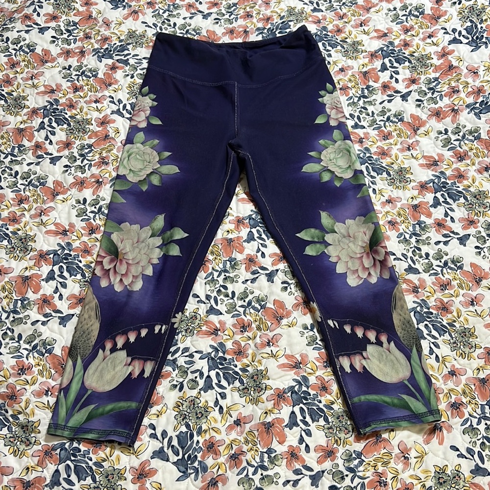 Super cute flower and bird printed leggings